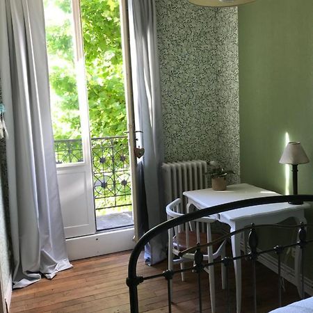 Un Jardin Dans La Ville Acomodação com café da manhã Châlons-en-Champagne Exterior foto